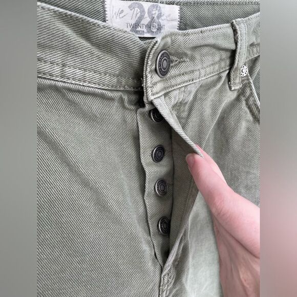 We The Free Free People Distressed Torn Knee Green Denim Pants Women’s Size 28 - Picture 4 of 6